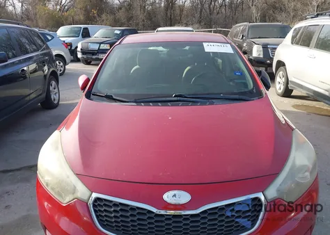 2014 Kia Forte Lx z USA, uszkodzony, nr VIN KNAFX4A63E5098464